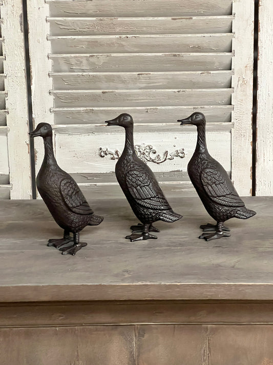 Cast Iron Runner Ducklings set of three