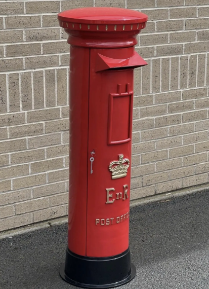 Full-Size Red Pillar Box | ER II Cast Aluminium | Post Office