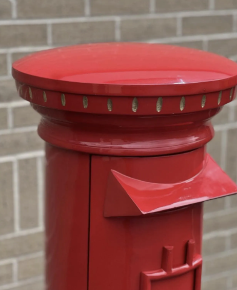 Full-Size Red Pillar Box | ER II Cast Aluminium | Post Office