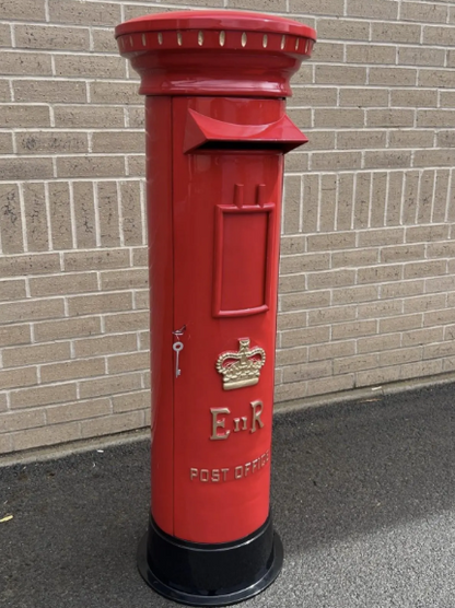 Full-Size Red Pillar Box | ER II Cast Aluminium | Post Office