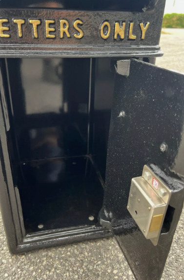 GR Vintage Post Box | King George VI | Cast Iron | Black