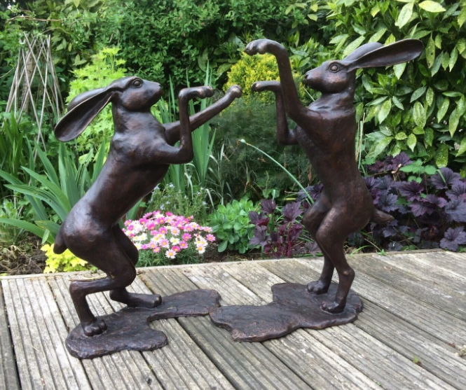 Bronze Boxing Hares | Smooth Finish | Pair