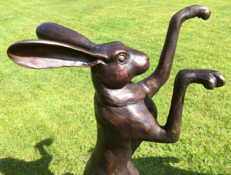 Bronze Boxing Hares | Smooth Finish | Pair