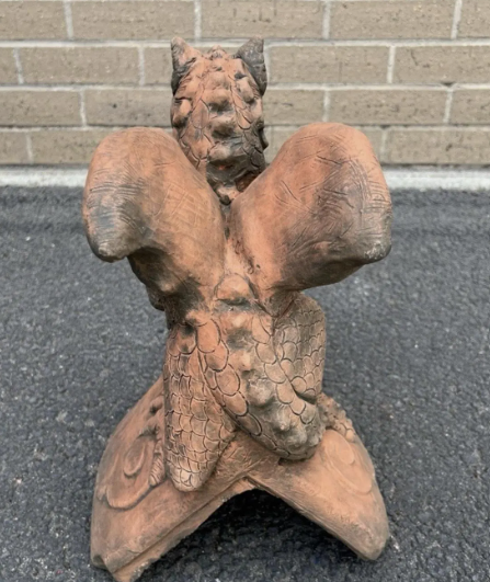 St George's Dragon Roof Tile | 90-Degree Angled Ridge Tile