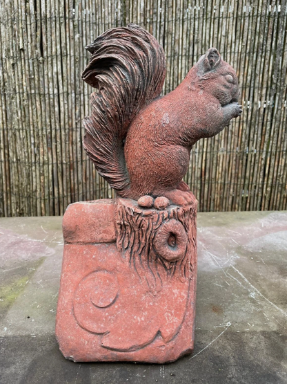 Squirrel Roof Tile | 90-Degree Angled Ridge Tile