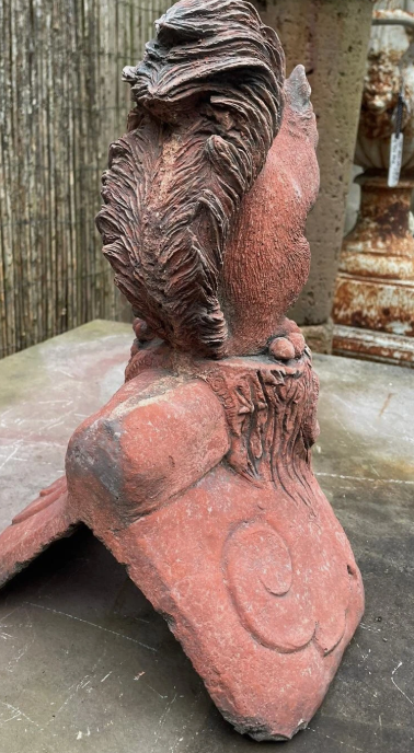 Squirrel Roof Tile | 90-Degree Angled Ridge Tile