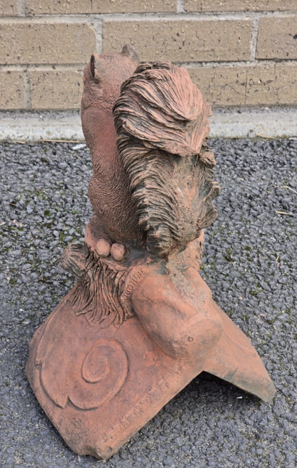 Squirrel Roof Tile | 90-Degree Angled Ridge Tile